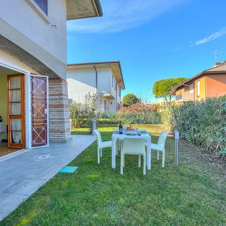 Apartment Fiorita *